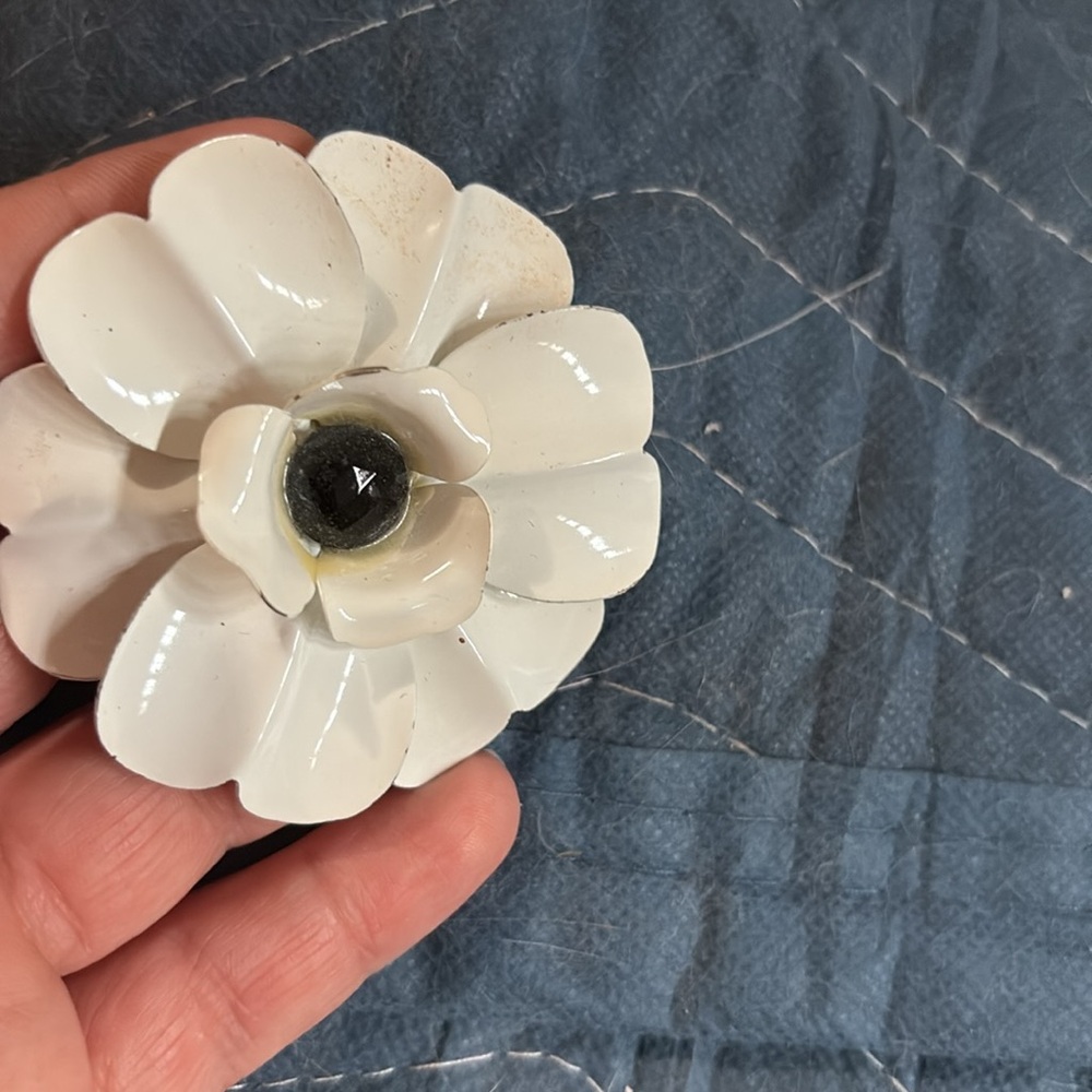 White flower brooch